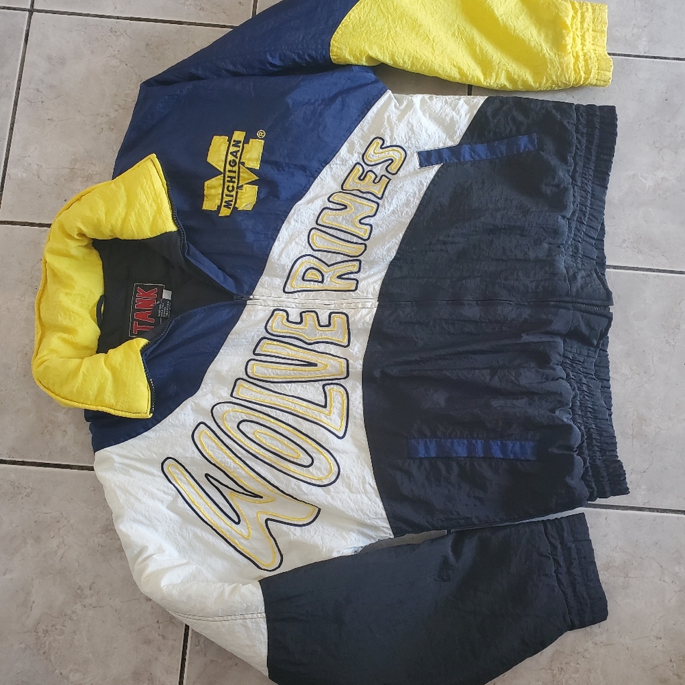 Michigan Wolverines puffer coat
